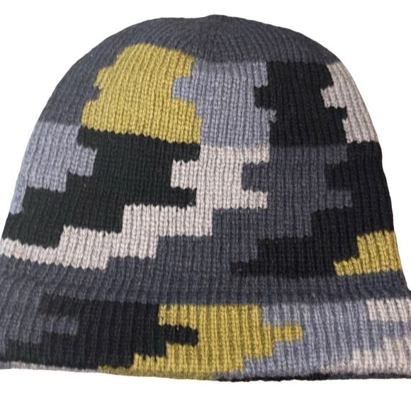 Vintage Handknit “Damoflage” Pixelated Wool Beanie - Picture 13 of 15